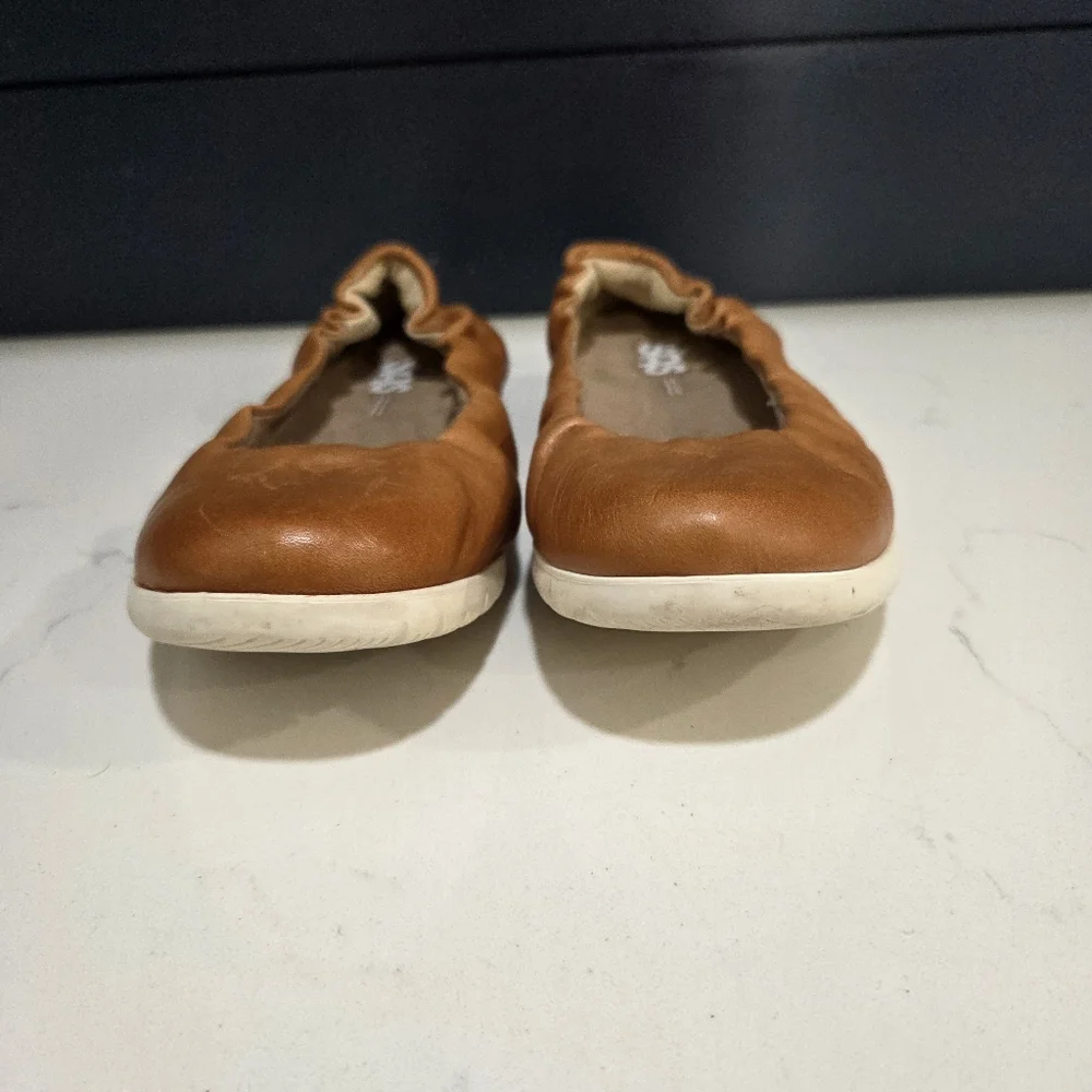 Sas Radiant Ballet Flat Women's Tan Leather Flexible Sole Made In USA Size 9.5